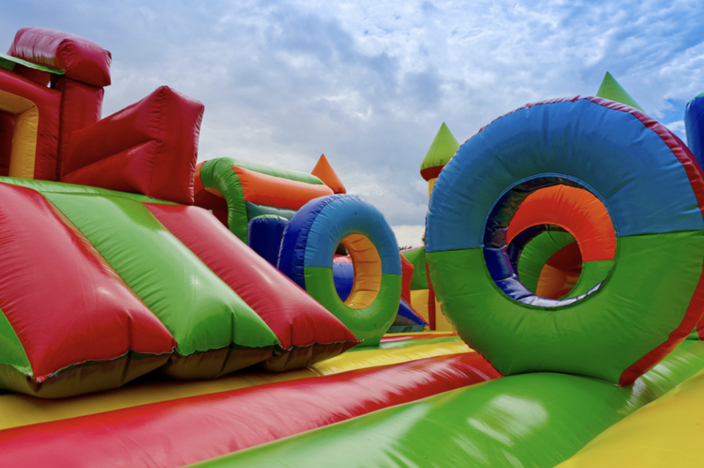 How to Choose the Best Bounce House Rental Company - Jungle Jump