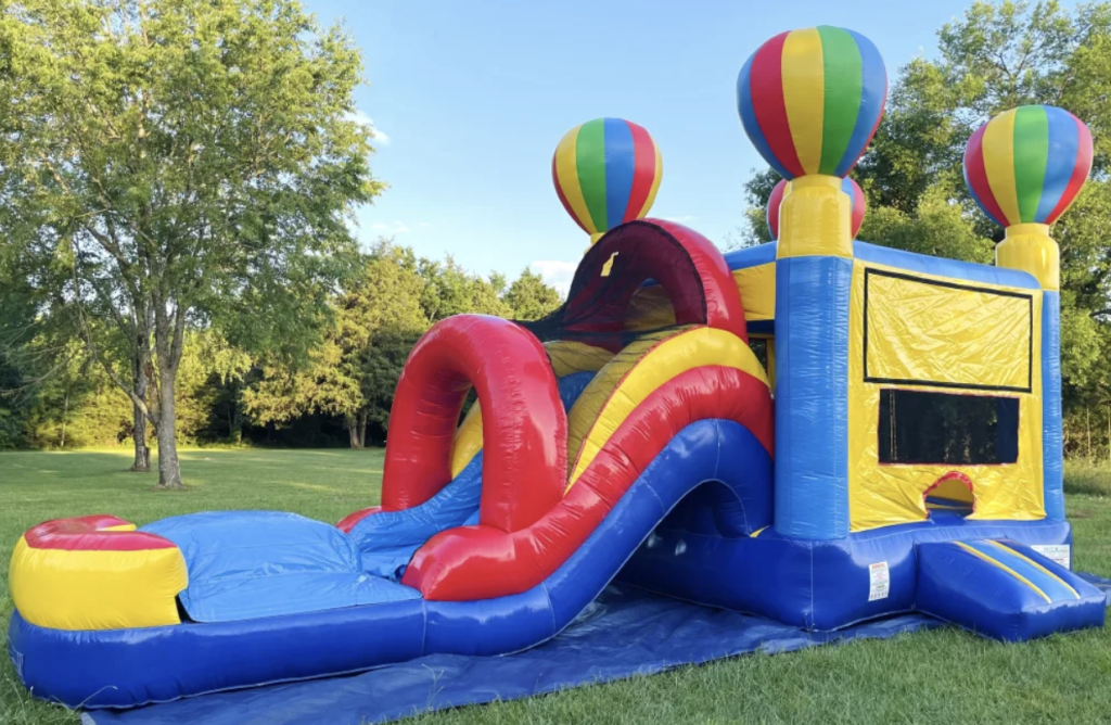 Combos Wet & Dry: Bounce Houses for College Events
