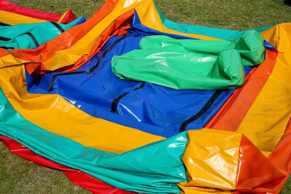 Refurbishing Old Bounce House: Tips and Tricks